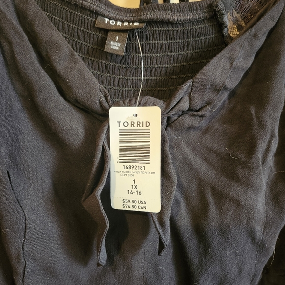 Torrid Black Tie Front Puff Lace Sleeve Blouse - Picture 3 of 4